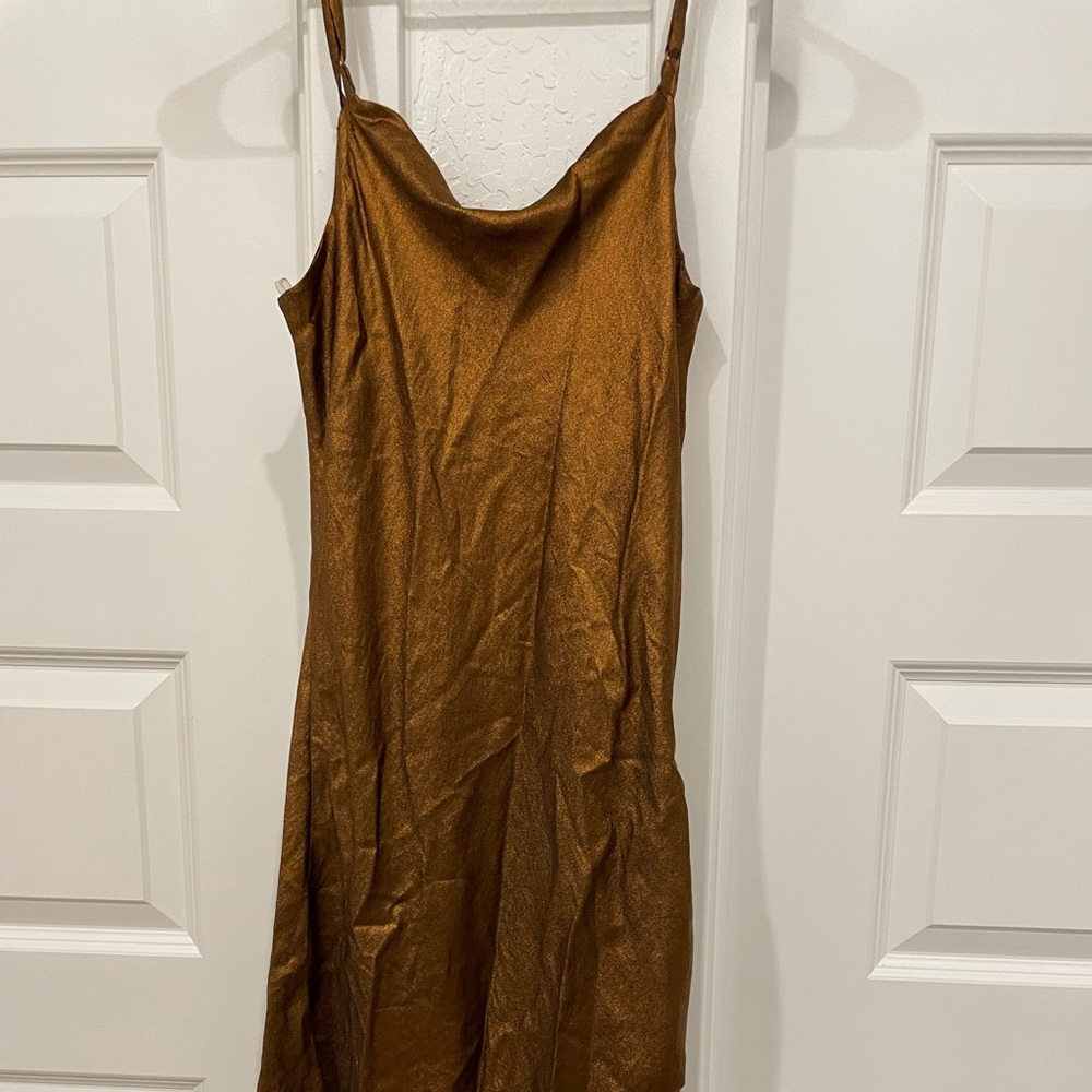 Elegant bronze dress